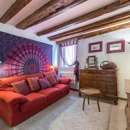 Piccolo - Cozy In The Heart Of Authentic Apartment Venice