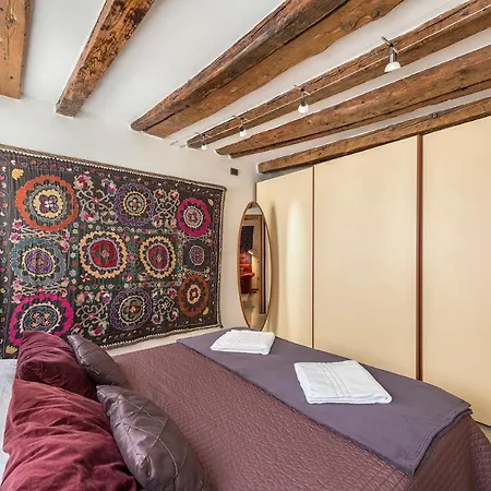 Apartment Piccolo - Cozy In The Heart Of Authentic