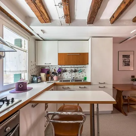 Piccolo - Cozy In The Heart Of Authentic * Venise