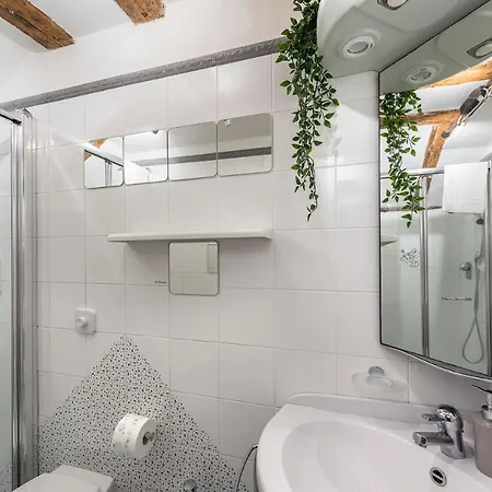 Piccolo - Cozy In The Heart Of Authentic Appartement *