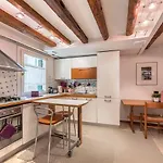 Piccolo - Cozy In The Heart Of Authentic *